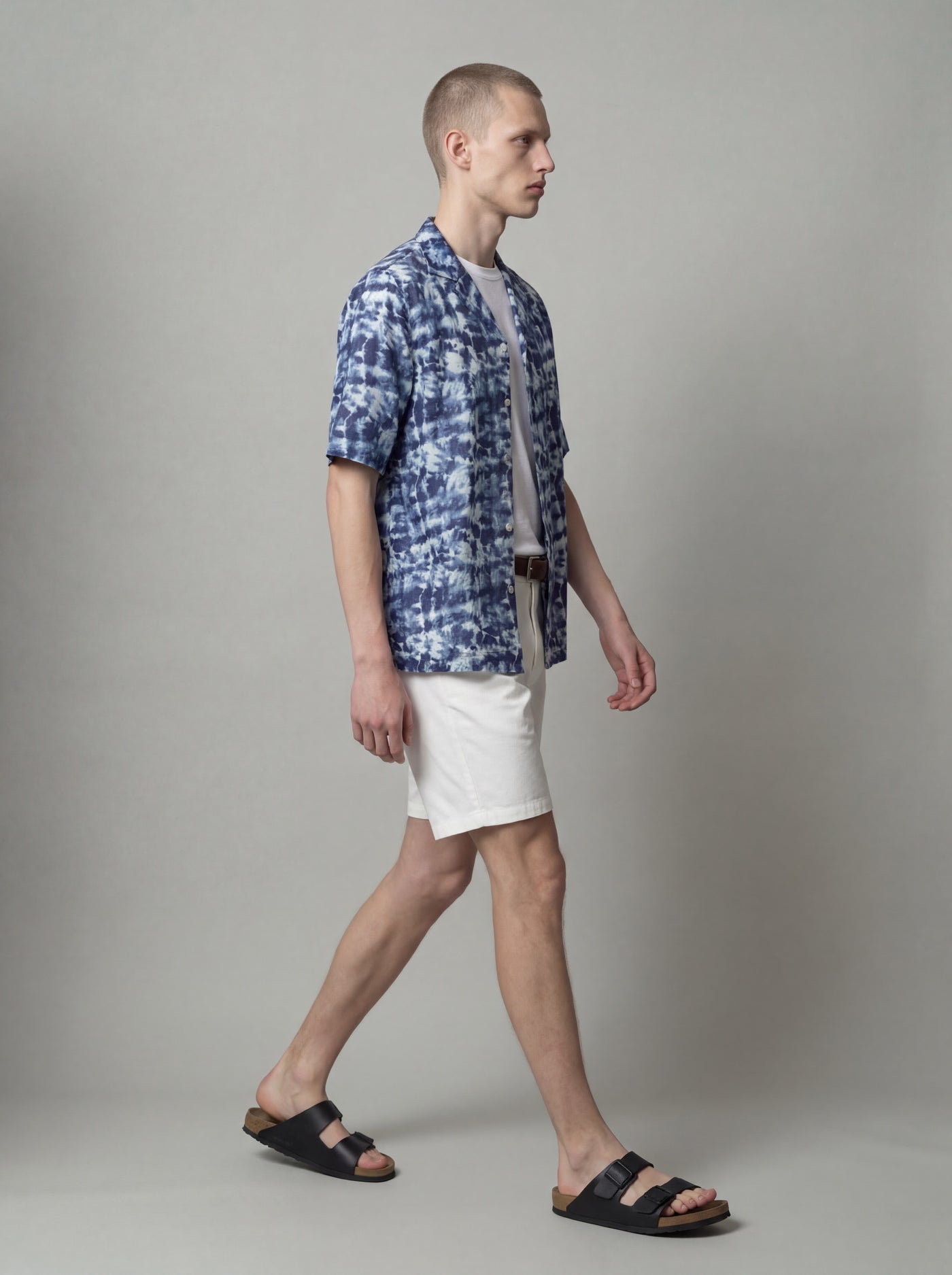 Short-sleeved shirt